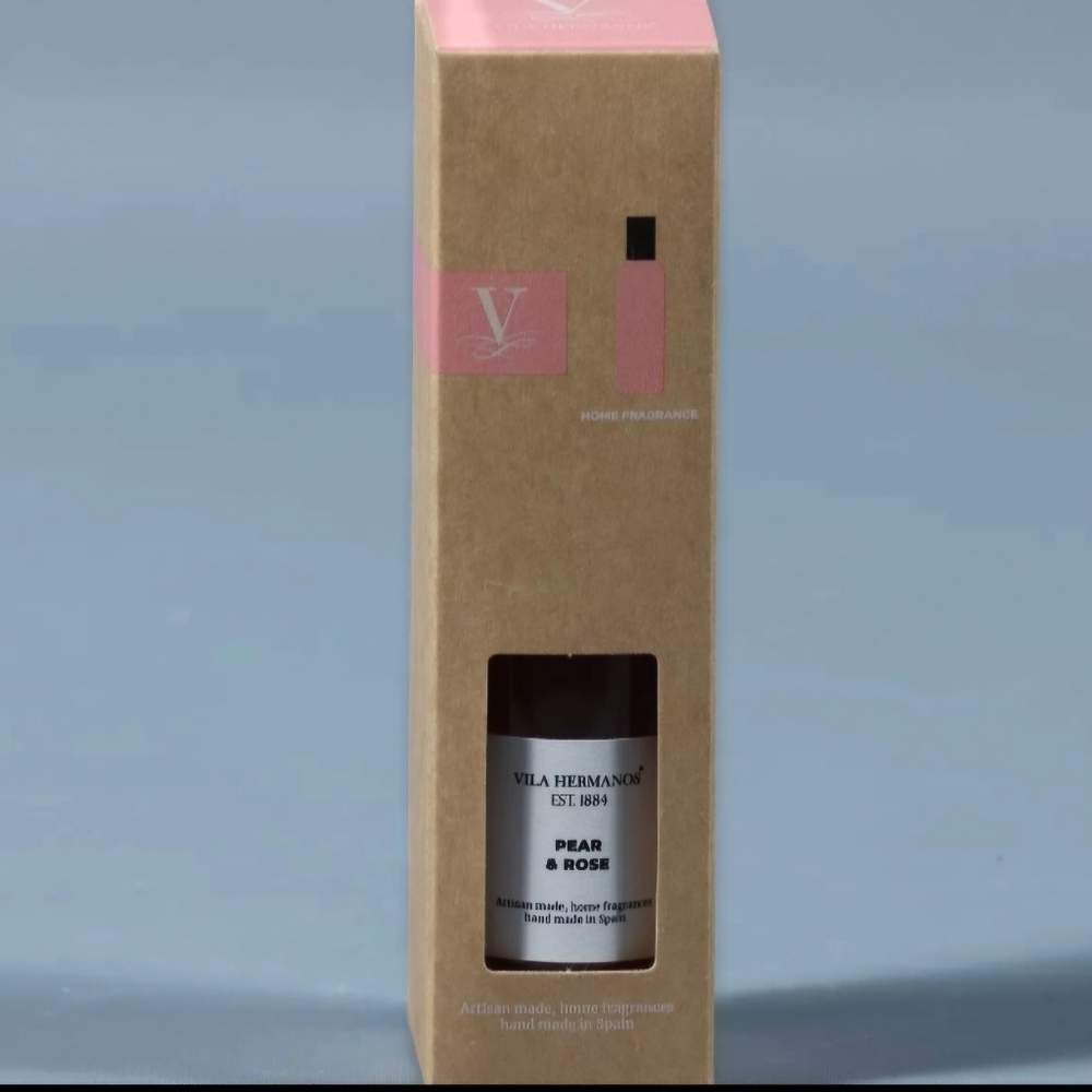 COPY - VILA HERMANOS PEAR & ROSE Home Fragrance Room Spray 3.4oz. NIB